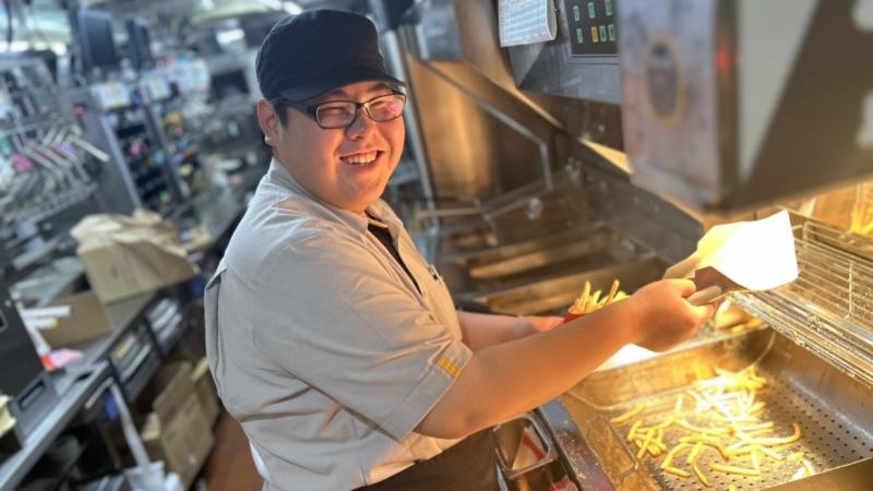 マクドナルド川口朝日町店 アルバイト募集情報1