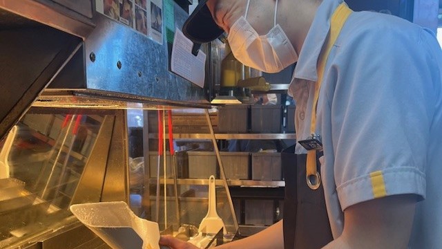 マクドナルド４０９八街店 アルバイト募集情報3