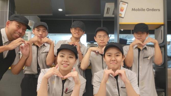 マクドナルド川崎出来野マルエツ店 アルバイト募集情報1