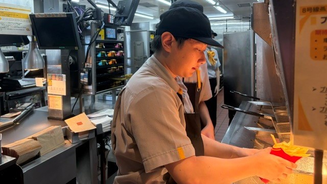 マクドナルド８号線燕三条店 アルバイト募集情報4
