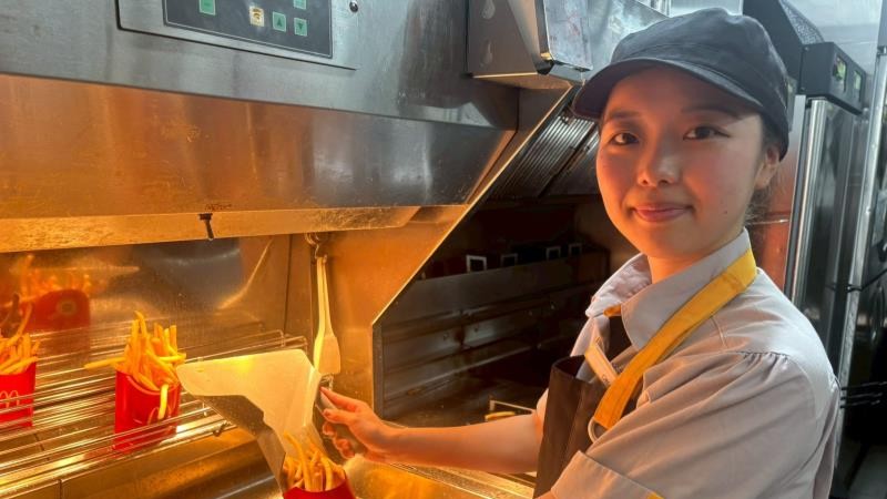 マクドナルドＪＲ京都駅八条口店 アルバイト募集情報4