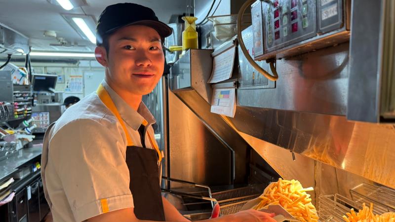 マクドナルド南海難波駅中央口店 アルバイト募集情報1