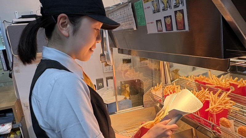 マクドナルドデュオこうべ店 アルバイト募集情報1