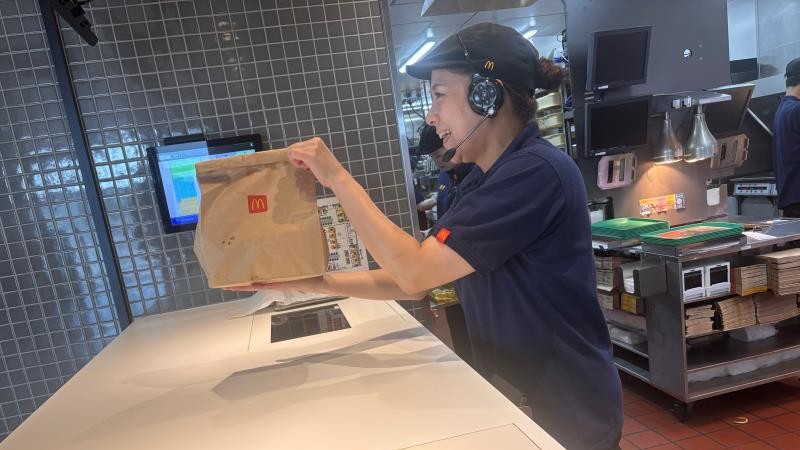 マクドナルド１１号三豊店 アルバイト募集情報4