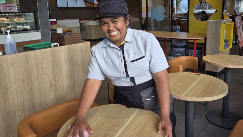 マクドナルド高知中万々店 アルバイト募集情報1